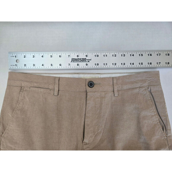 Goodthreads Mens 32 Shorts Khaki Pockets 9” Inseam Straight New - Picture 2 of 6
